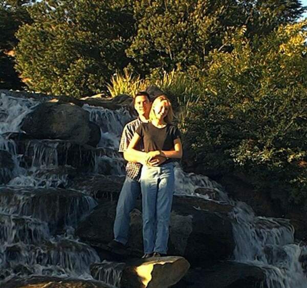 em-rob-rocks1.jpg